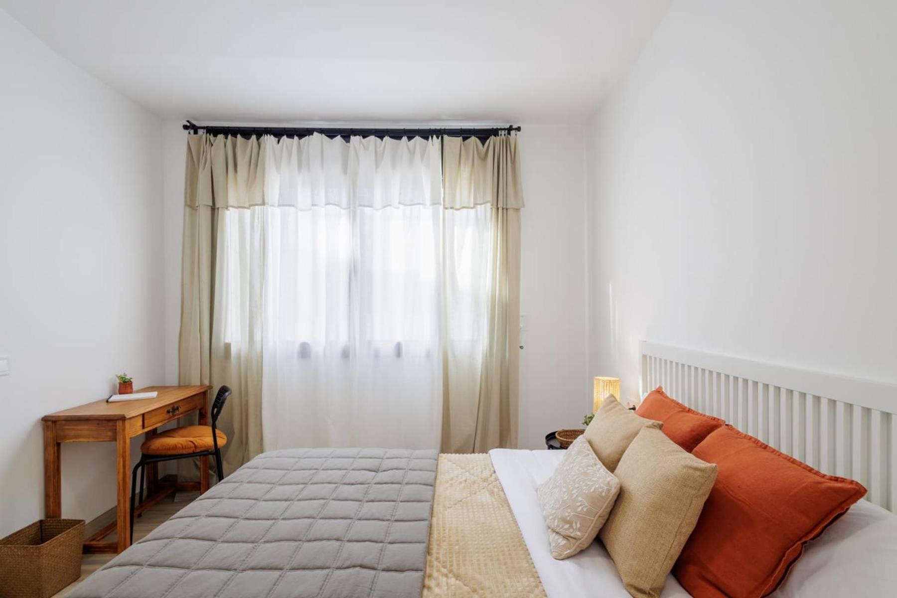Apartament A Sant Celoni, Montseny, Barcelona Ngoại thất bức ảnh